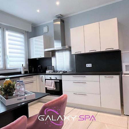 Galaxy Spa - Suite Venus Jacuzzi Et Sauna Privatif Champigneulles Exteriör bild