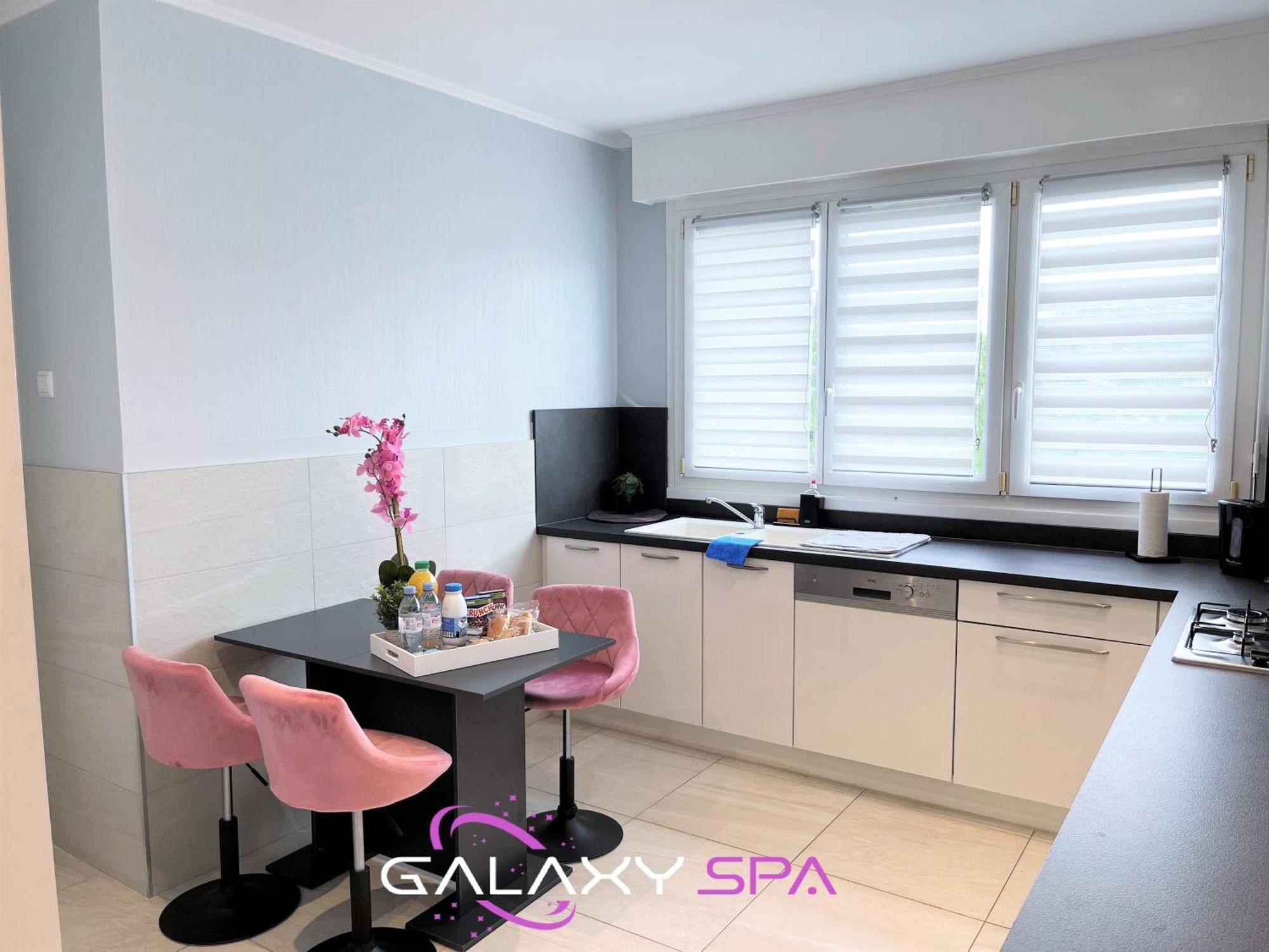 Galaxy Spa - Suite Venus Jacuzzi Et Sauna Privatif Champigneulles Exteriör bild
