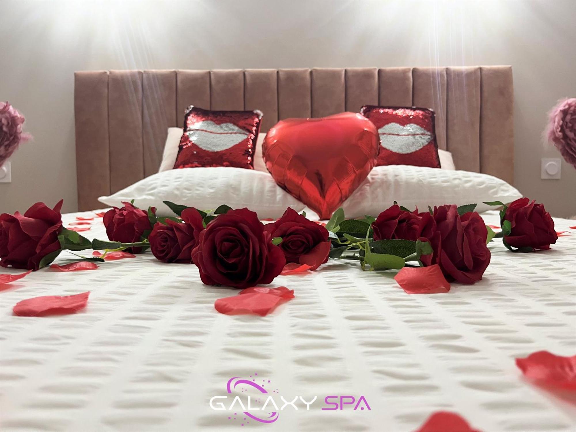 Galaxy Spa - Suite Venus Jacuzzi Et Sauna Privatif Champigneulles Exteriör bild