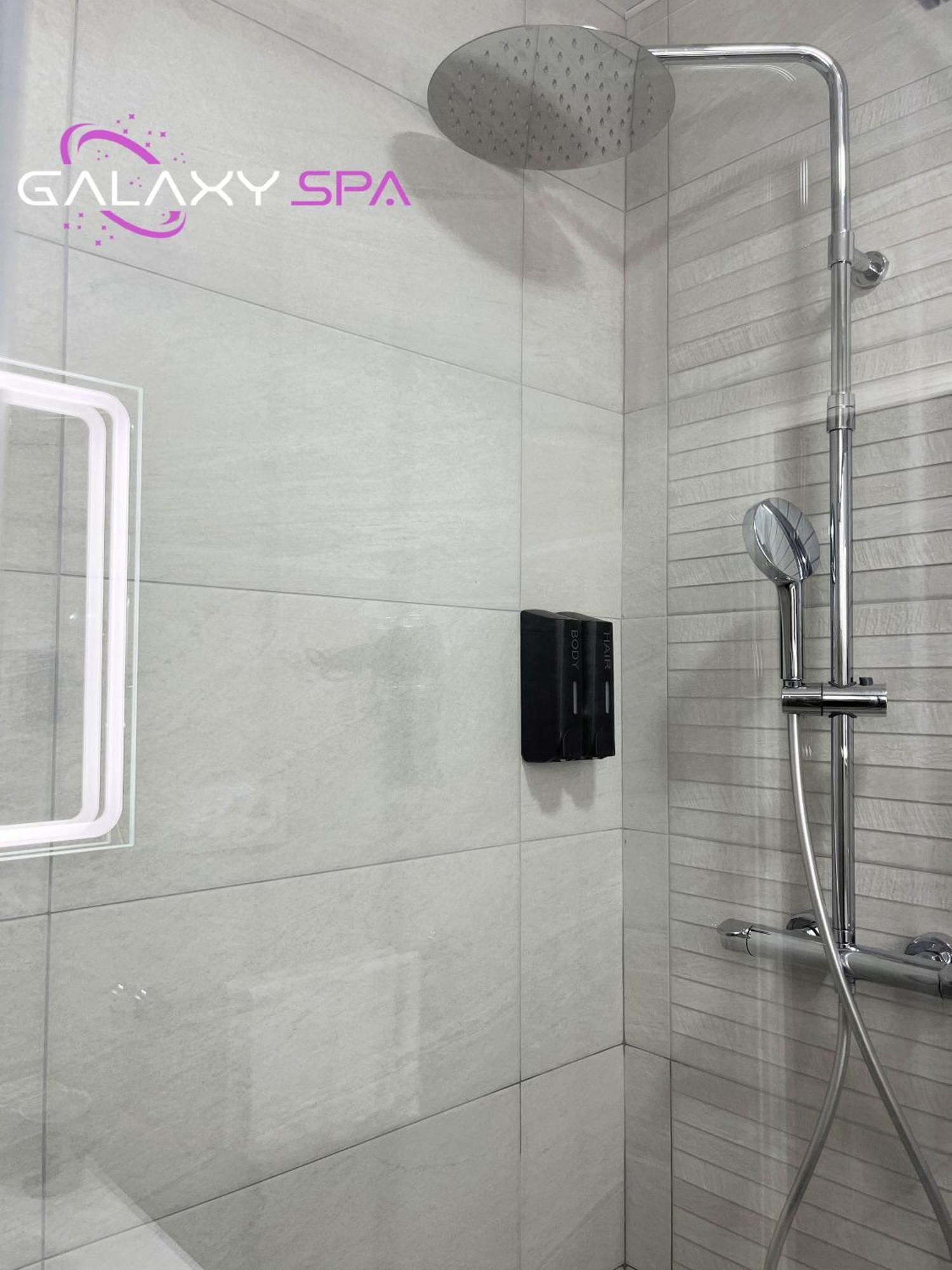 Galaxy Spa - Suite Venus Jacuzzi Et Sauna Privatif Champigneulles Exteriör bild
